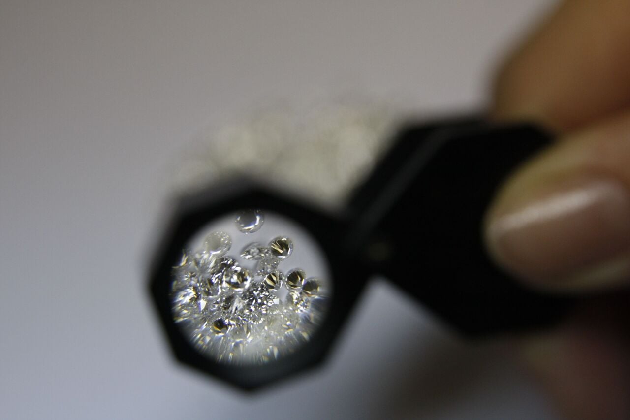 Karat Nedir? Pırlantada Karat Büyüklüğü Nasıl Anlaşılır? 
