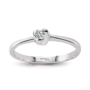 0.07 Karat Tektaş Pırlanta Yüzük