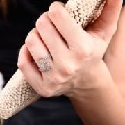 Pırlanta Taşlı Altın Yüzük 0.46 Karat Flower