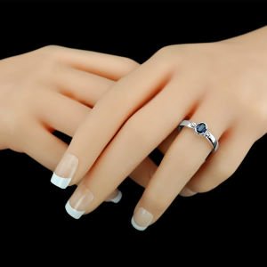 Oval Safir Taşlı Tria Pırlanta Yüzük