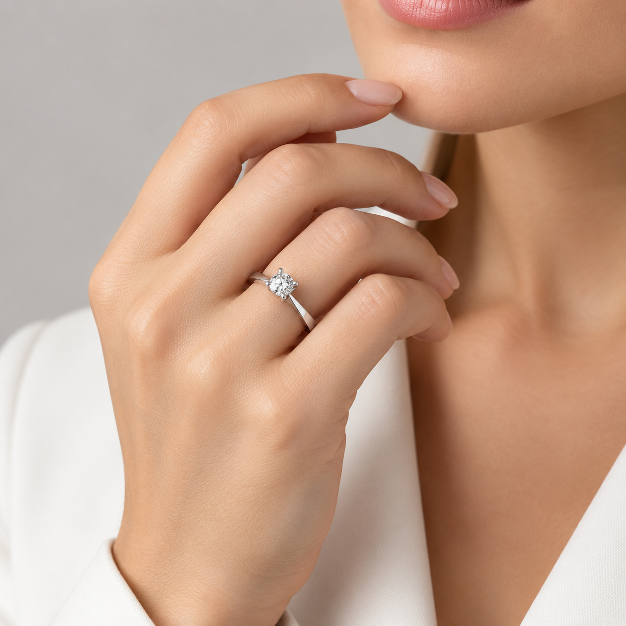 0.80 Karat D Renk VS2 Berraklık GIA Sertifikalı Tektaş Pırlanta Yüzük