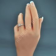 0.30 Karat Pırlantalı Tektaş Yüzük Modeli