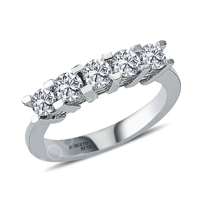 0.90 Karat F Renk Beştaş Pırlanta Yüzük