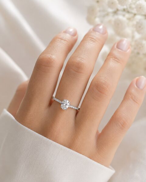 1.16 Karat Oval Kesim Pırlanta Tektaş Yüzük