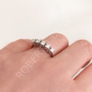 0.60 Karat F Renk Beştaş Pırlanta Yüzük