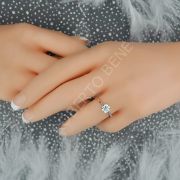 0.50 Karat G Renk VS2 Berraklık GIA Sertifikalı Tektaş Pırlanta Yüzük