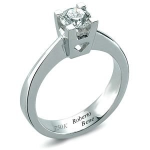 0.32 Karat D Renk VS2 Berraklık GIA Sertifikalı Tektaş Pırlanta Yüzük
