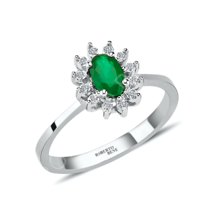 Oval Zümrüt ve Pırlanta Taşlı Anturaj Yüzük