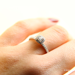 0.45 Karat Vierkant Model Pırlanta Yüzük