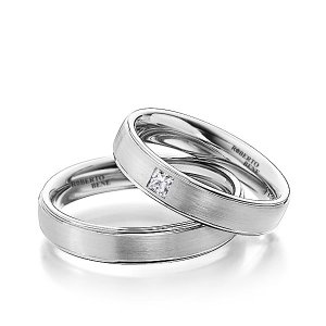 Kenar Broseli Modern Beyaz 14 Ayar Altın Alyans Zirkon Taşlı