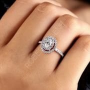 1.01 ct. G Colour VS Berraklık Özel Dizayn Oval Tektaş Pırlanta Yüzük