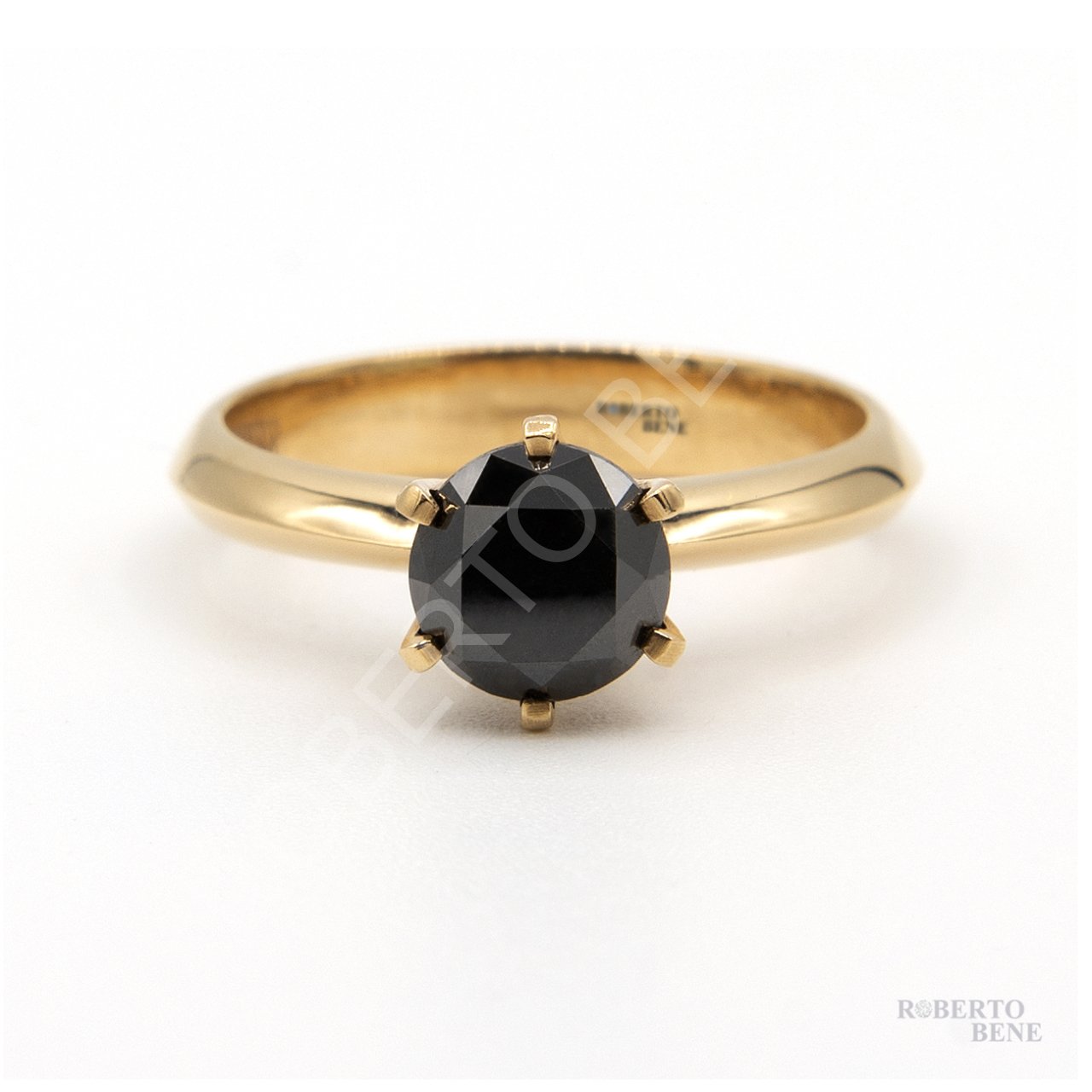 1.40 Karat Siyah Pırlanta Tektaş Yüzük