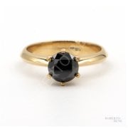 1.40 Karat Siyah Pırlanta Tektaş Yüzük